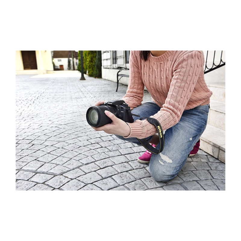 Nikon D7500 Camera Kit with 8-140 mm VR Digital DSLR